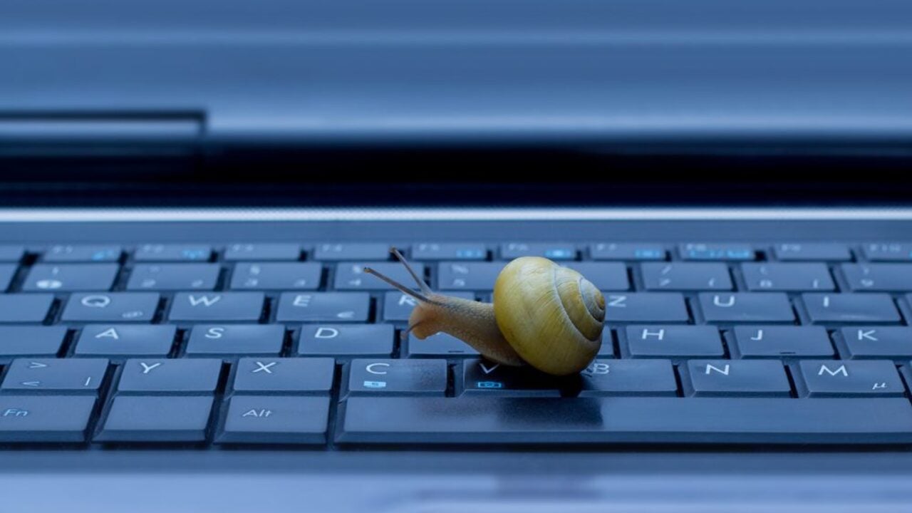 Why Your Laptop Is Slow and How to Fix It - The Plug - HelloTech