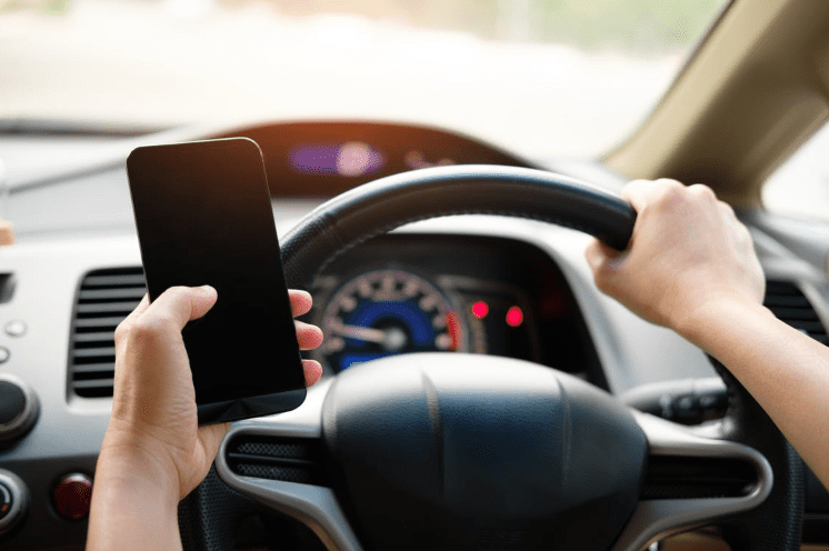 5 of the Best Teen Driving Apps for Parents