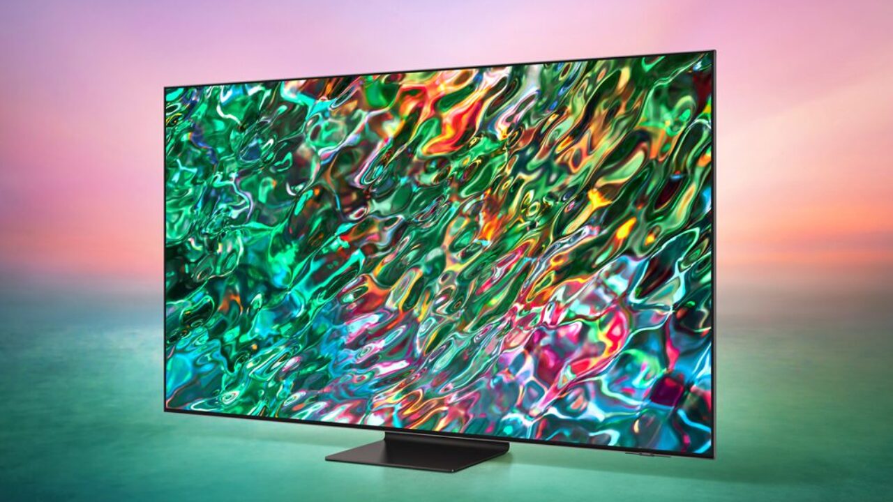 The Best Smart TVs of 2022 For Any Budget - The Plug - HelloTech
