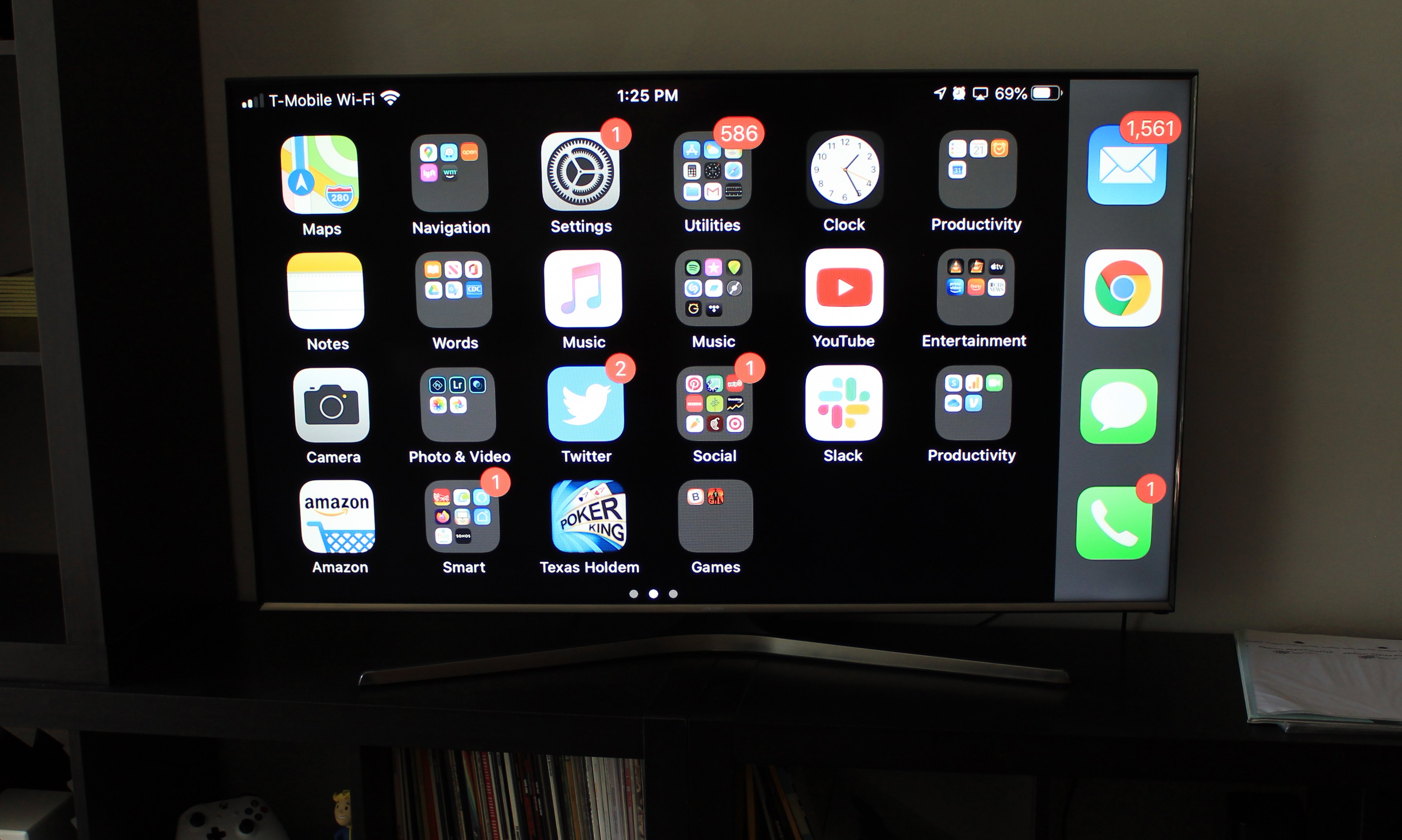 How to Mirror Your iPhone to a TV : HelloTech How - How To Screen Mirror On Lg Tv From Iphone
